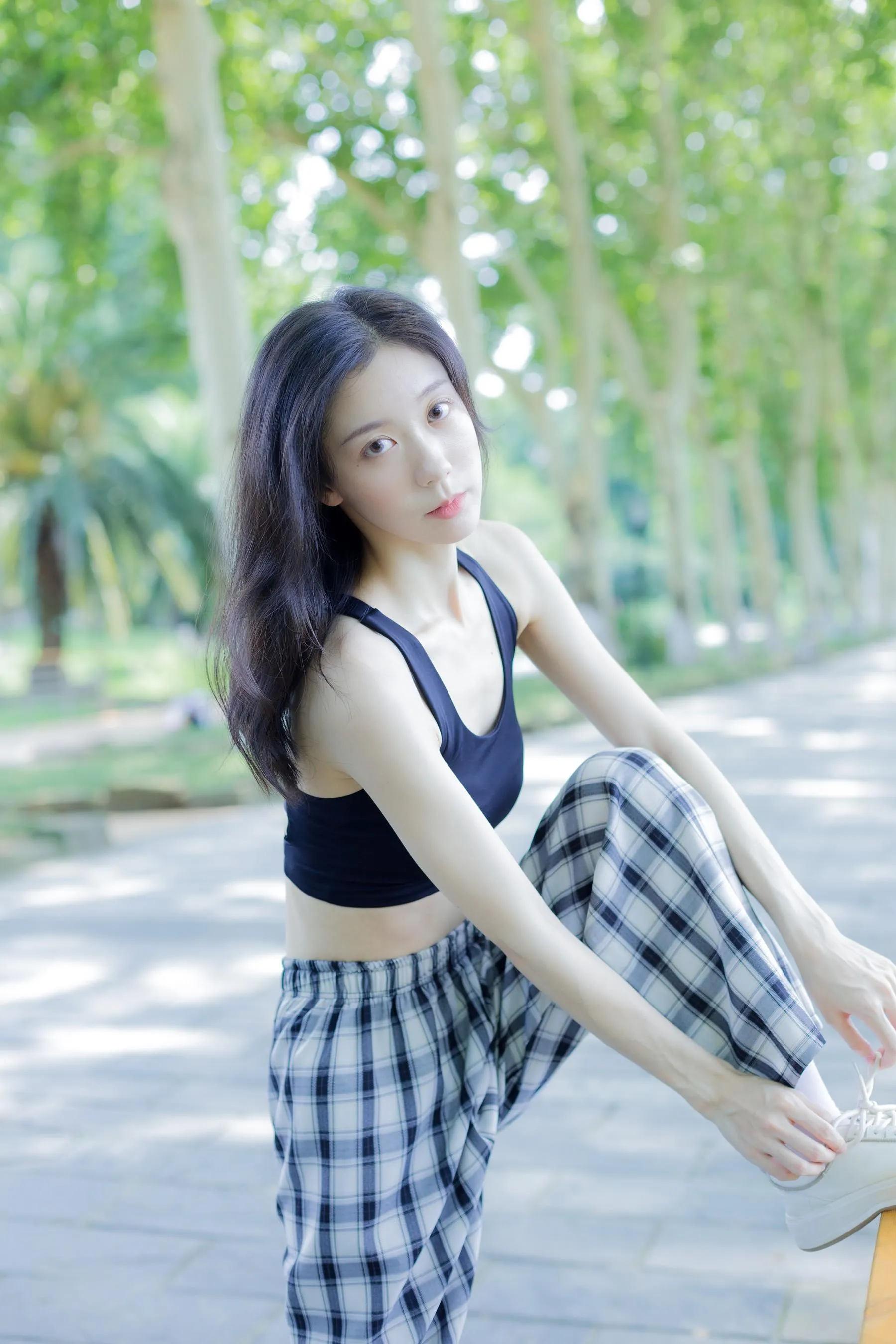 [YITUYU艺图语]2022.09.08 晨练日 饲猫少女- [27P]插图2